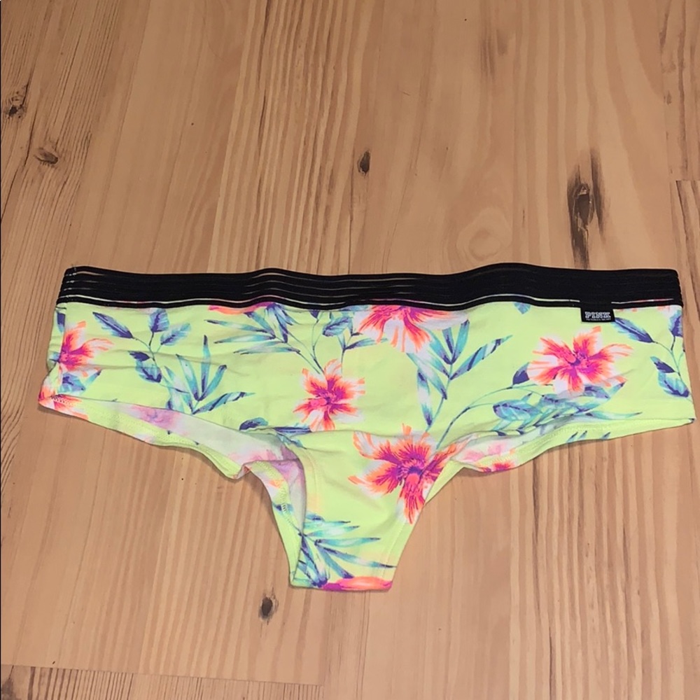 🛑❌SOLD ❌🛑Yellow Floral Victoria’s Secret Panties